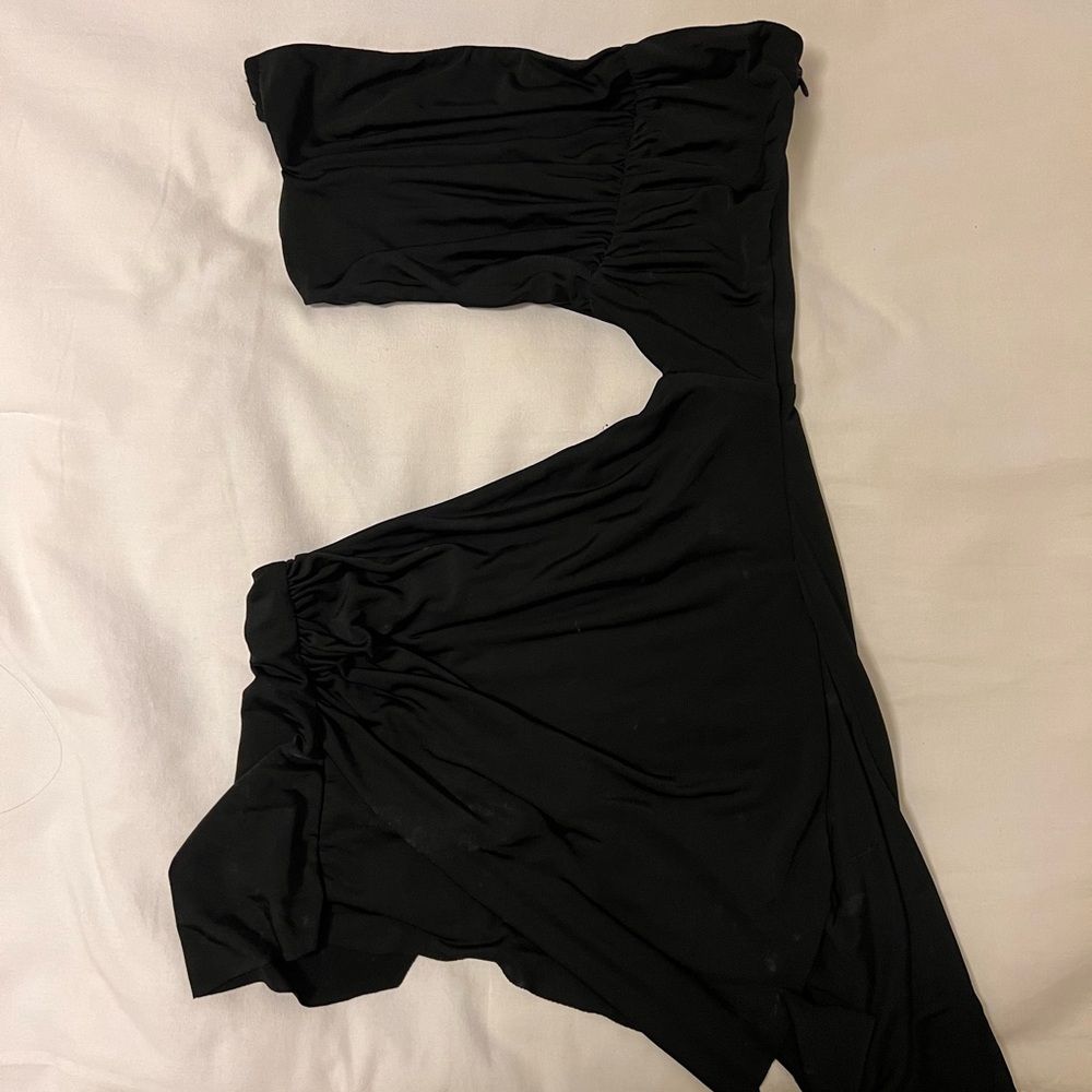 IAMGIA black cut out mini dress 💋